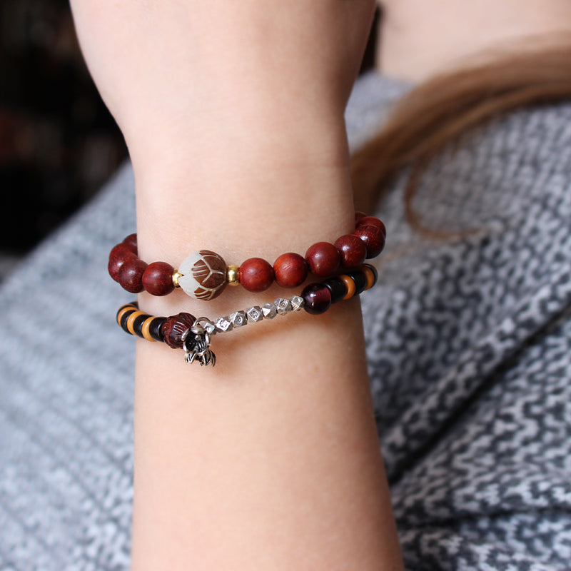 Buddhist Handcrafted Nature Sandalwood Bracelet for "Patience & Health" with Hand-carved Lotus Flower Charm