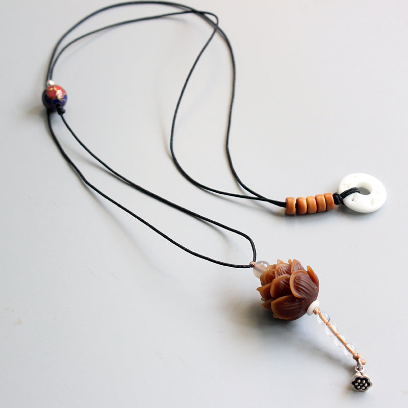 Enlightening Lotus Flower Pendant (Bodhi Seed)