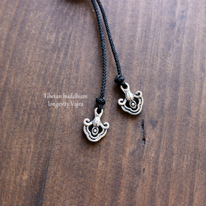 White Dragon Necklace (White Copper)
