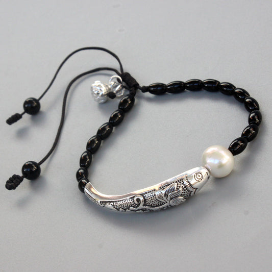 Buddhist Handcrafted Nature Sandalwood Emotion-soothing Bracelet with Fish Charm (Black Stone & Natural Pearl)